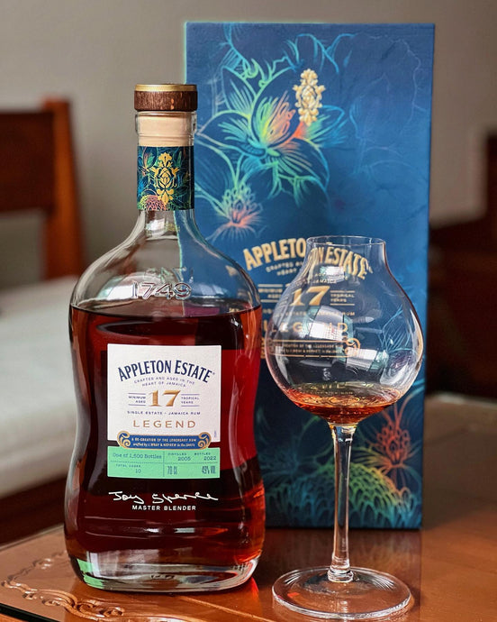 The Appleton Estate 17 Year Old Legend