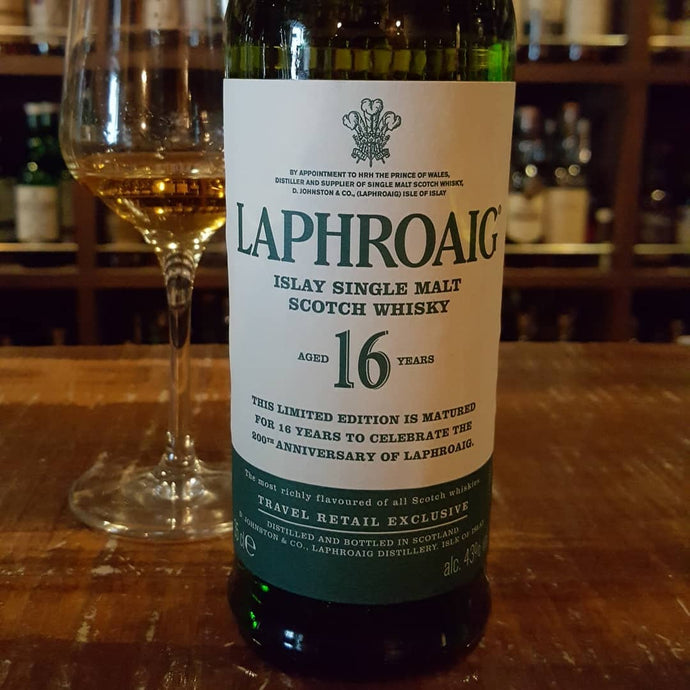 Laphroaig 16, 35cl, 43% abv.