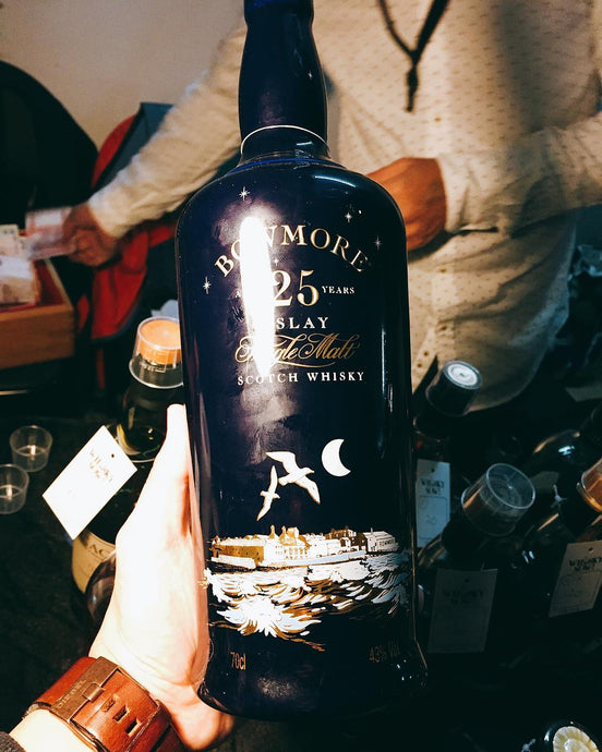 Bowmore 25 Year Old Moonlight Seagull Ceramic Bottle 43%