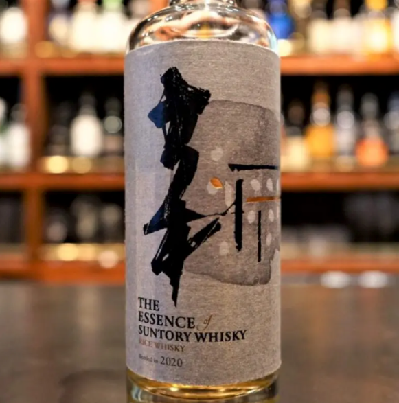 Essence of Suntory Whiskey